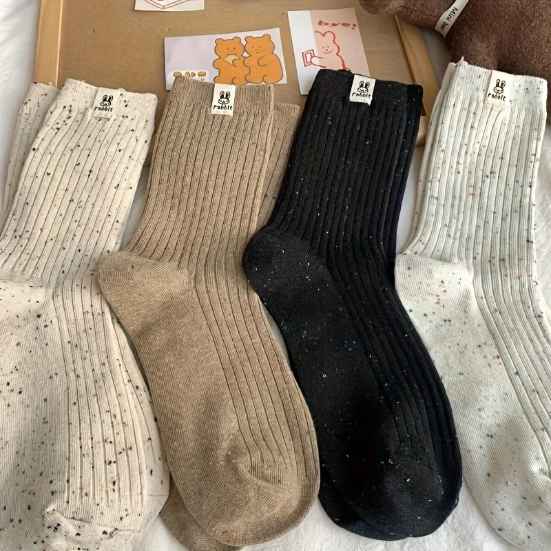 4 Pairs Cute Rabbit Label Patched Socks, Casual Japanese Style Mid Tube Socks for Fall And Winter, Women'S Stockings And Hosiery