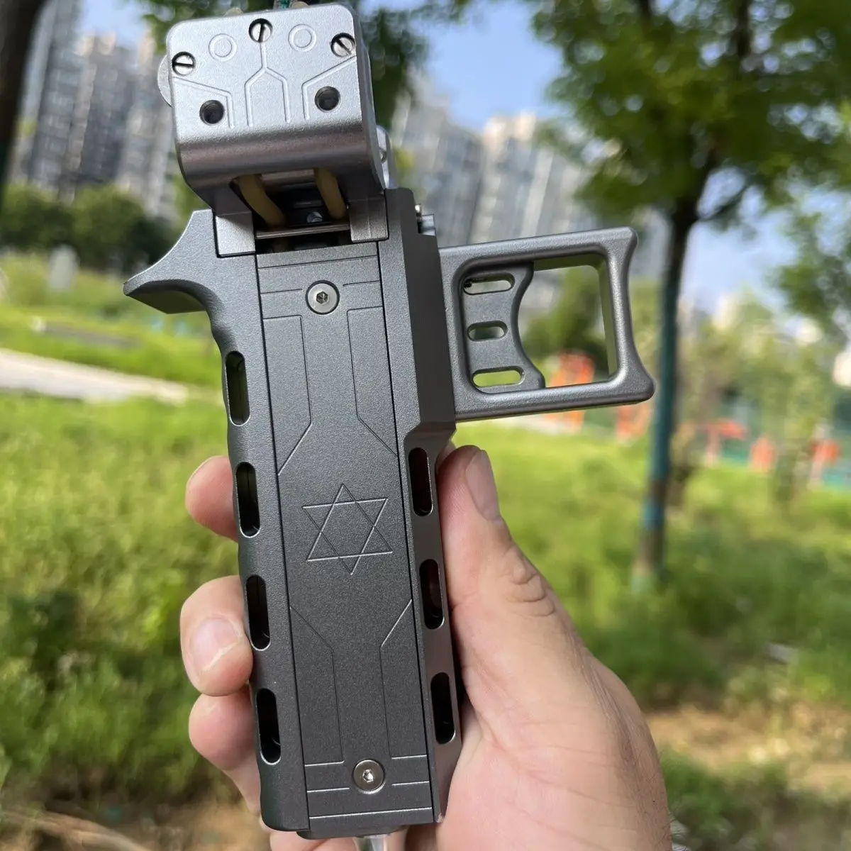 20 Beads Automatic Reloading Slingshot Outdoor Fun Sports Launcher Toy CNC Aluminum Magnetic Suction High-precision Bow Launcher
