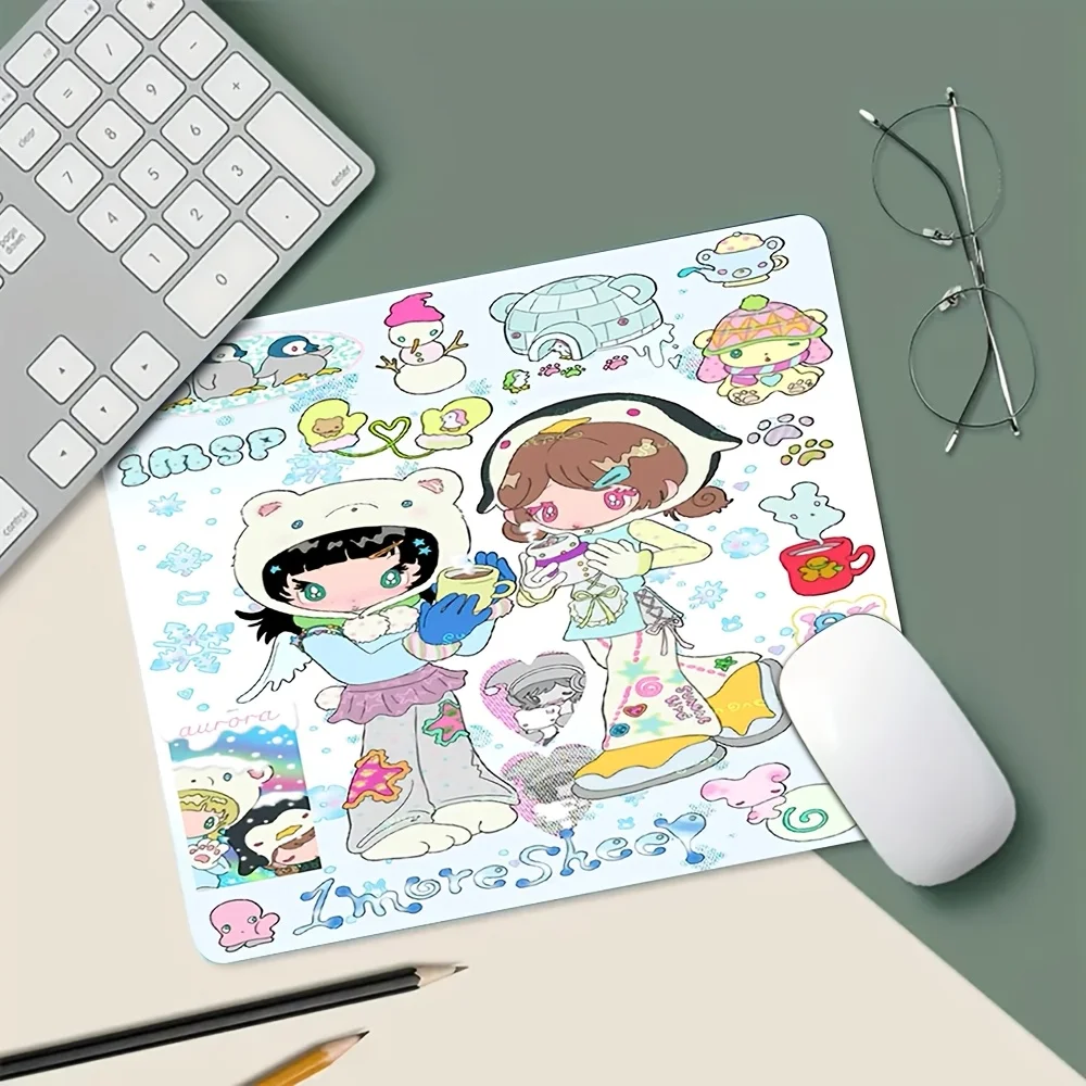 Cute Kawaii Winter Anime Girl Mouse Pad, Aesthetic Desk Mat, Non-Slip Gaming Mousepad