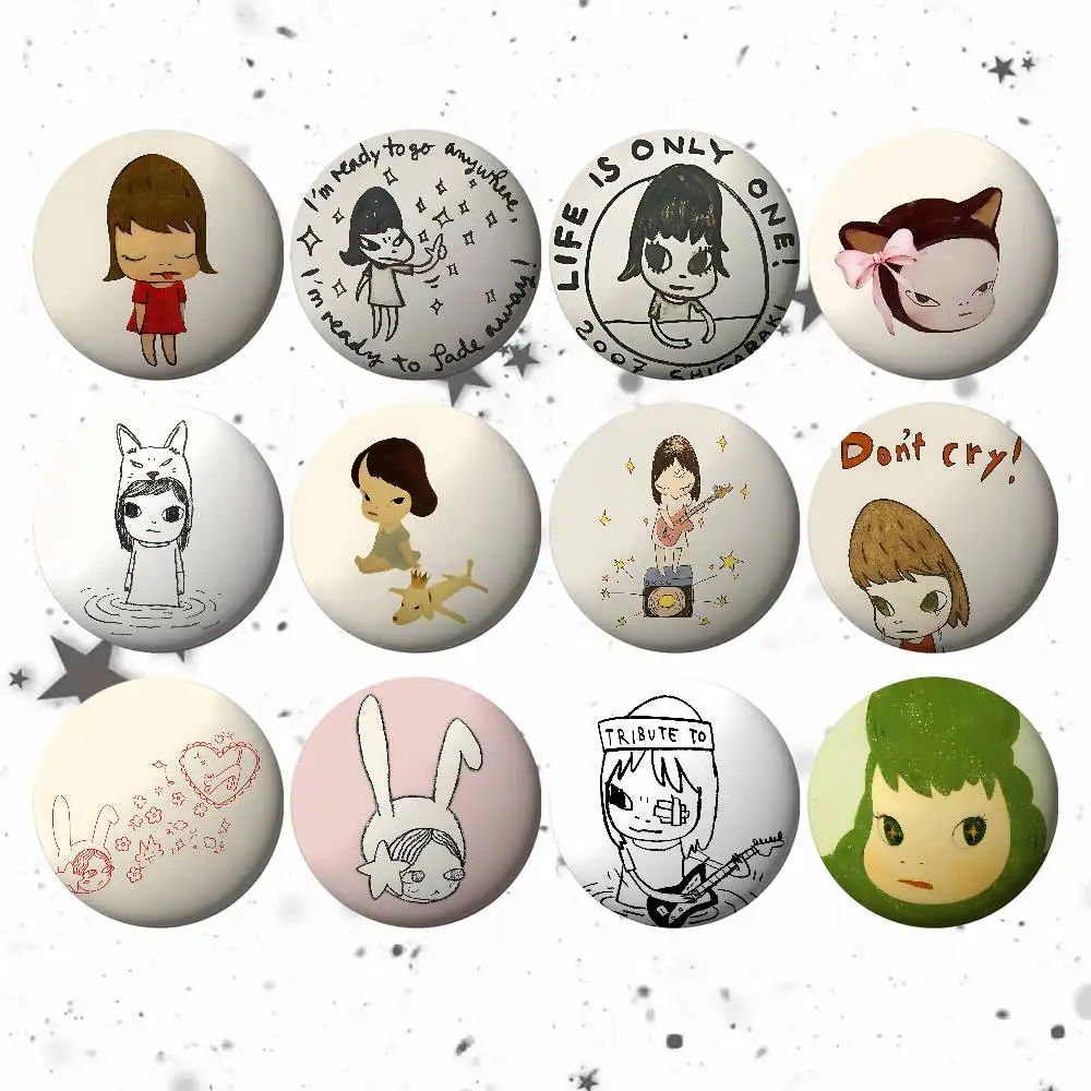 Süße Y-yoshitomo-N-naraS Kawaii Abzeichen Kreative Weißblech Knopf PinsBrosche Kreative Zitate Abzeichen Kleidung Rucksack Schmuck Geschenk
