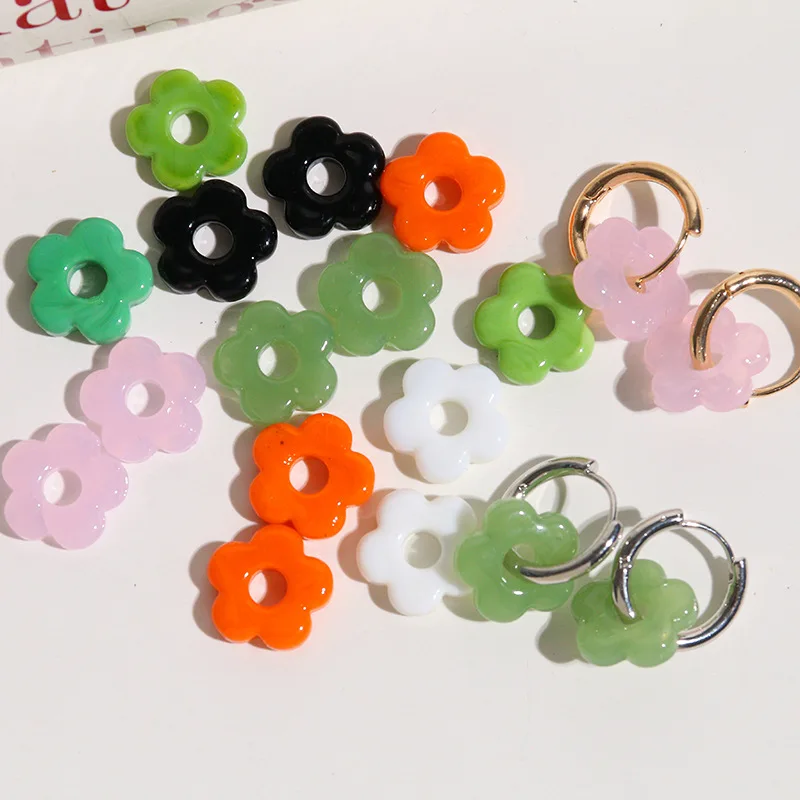 10 pendentifs vintage en forme de fleur, breloques creuses en acrylique faites à la main, accessoires de fabrication de bijoux pour colliers et boucles d'oreilles DIY