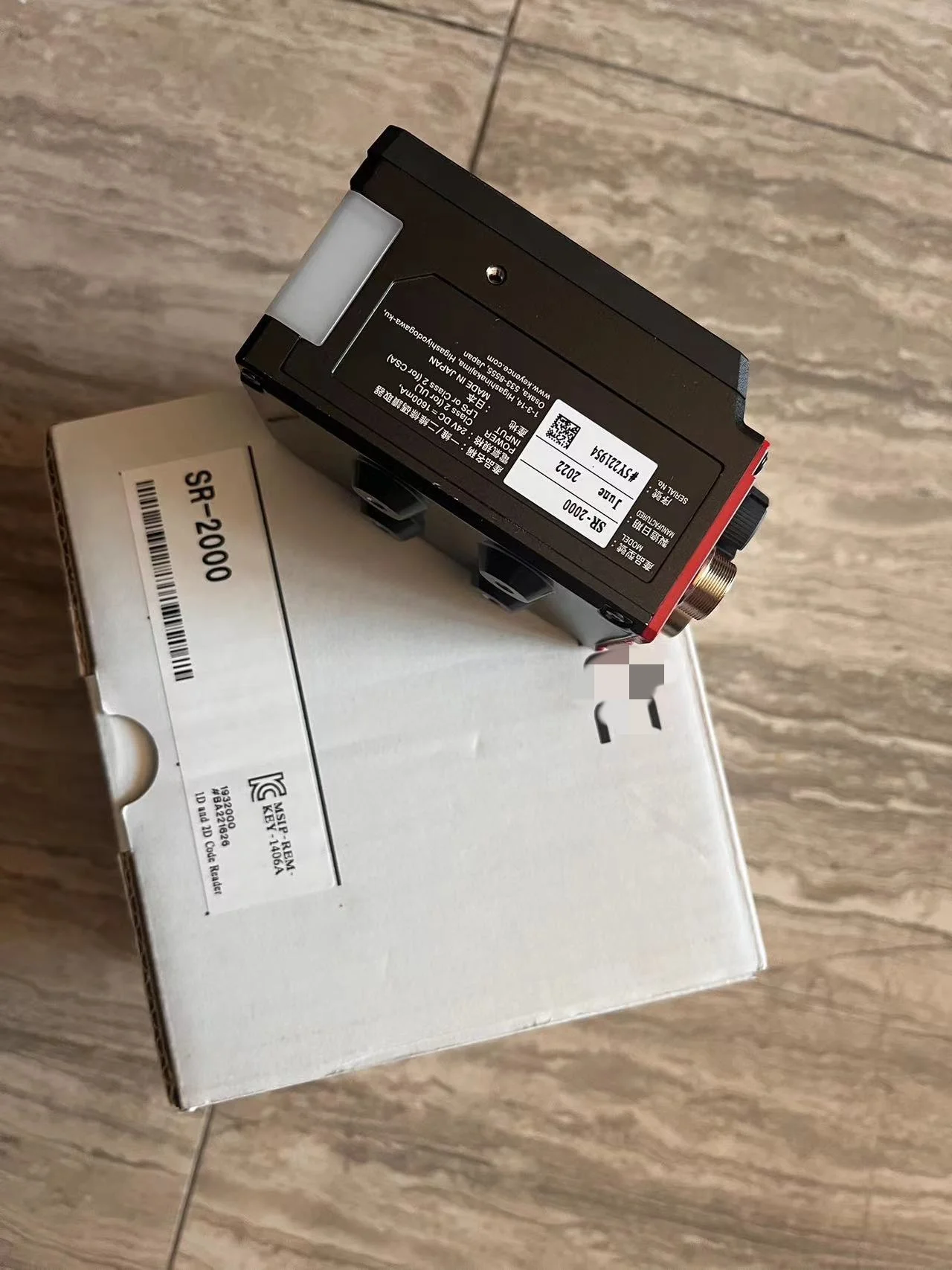 Keyence capteur de code-barres SR-2000 tout neuf expédition d'origine en même jour