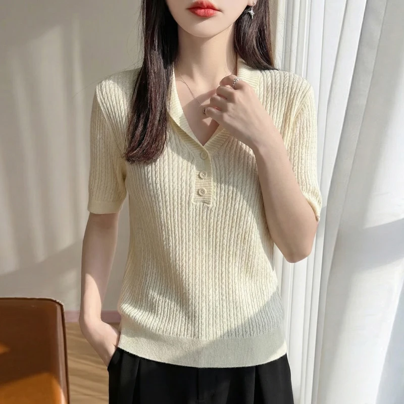 Worsted cashmere knitted short-sleeved women's lapel twist T-shirt half sleeve temperament versatile bottoming.