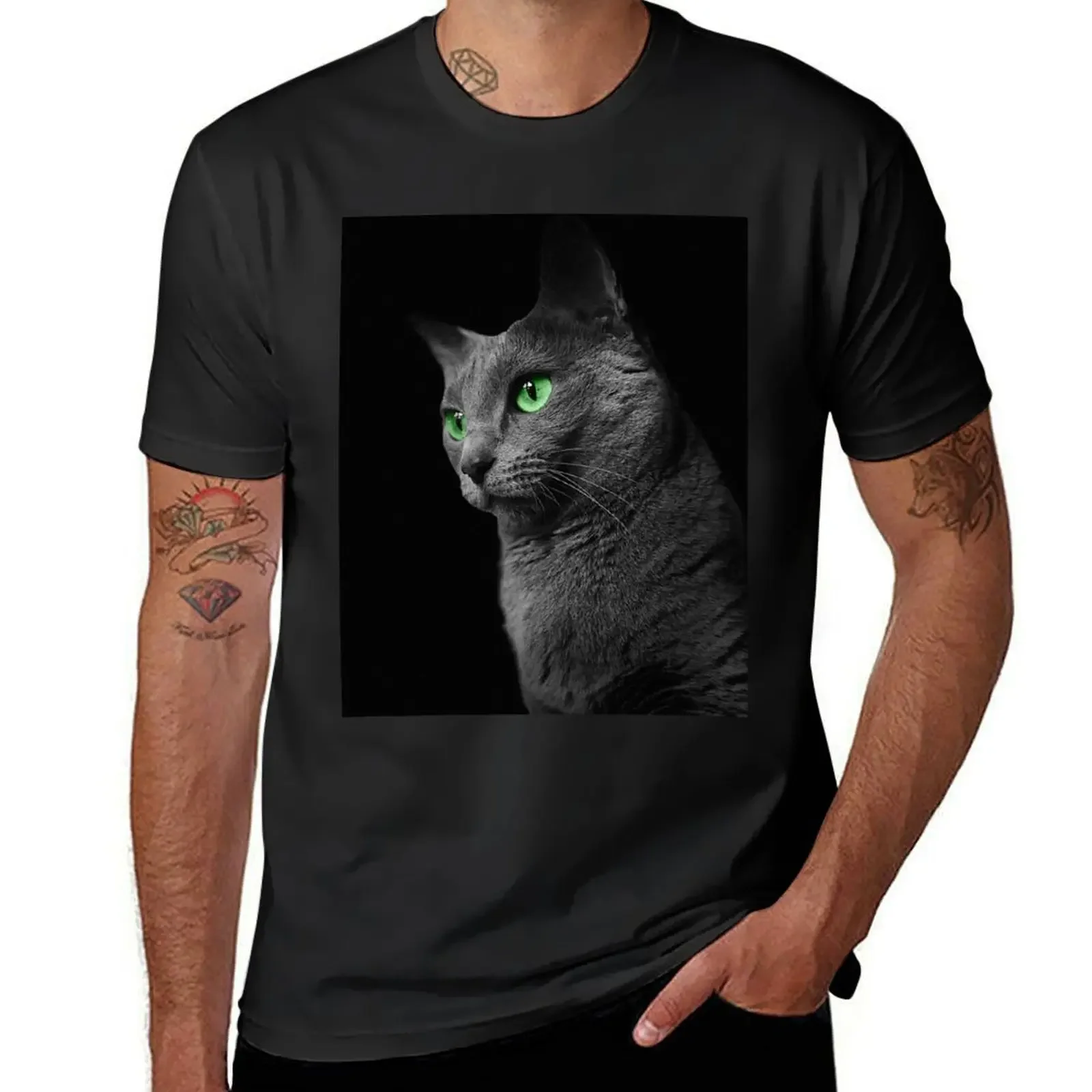 

Miss Green Eye. The beautiful Russian Blue. T-Shirt vintage graphic tee graphics Men's t-shirt