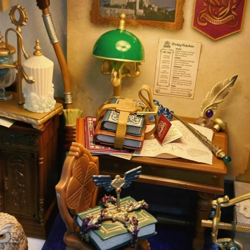 Disponibile Re-Ment autentico un giorno all'Accademia magica Scena in miniatura Colleziona modello d'azione Scatola cieca Regali di compleanno a sorpresa