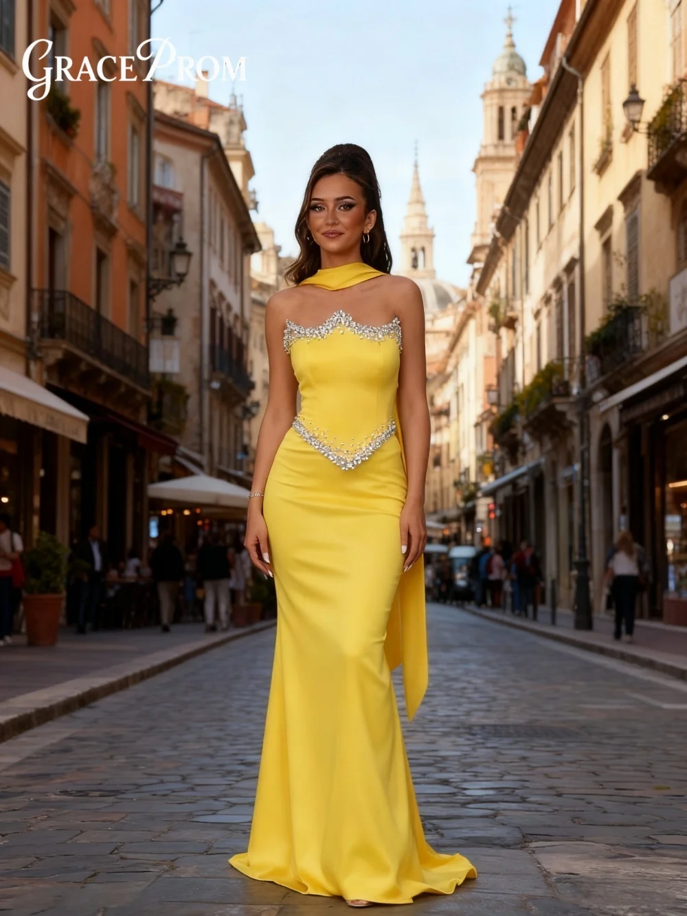 

GraceProm Luxurious Yellow Satin Evening Dress Exquisite Halter Neck Crystal Embellished Classic Floor Length Formal Party Gown