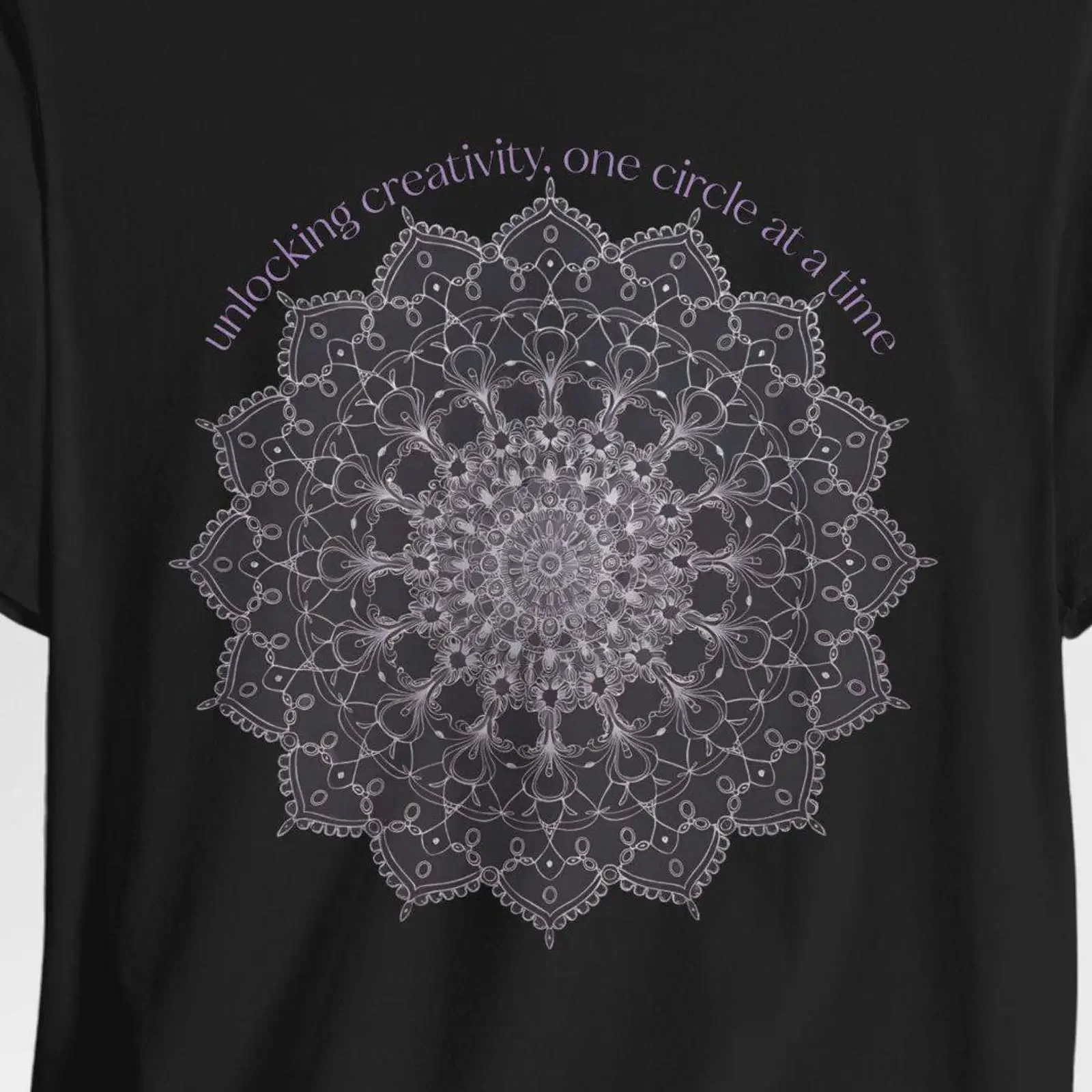 T-shirt Décontracté Personnalisé « Débloquez la Créativité » Mandala Vibes Positives Spiritualité Pleine Conscience Méditation Effet Délavé Vintage