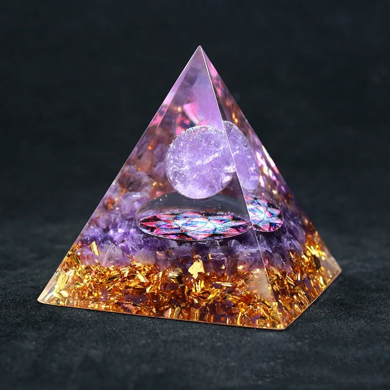 Crystal gravel pyramid ornaments glue resin ornaments home handicrafts