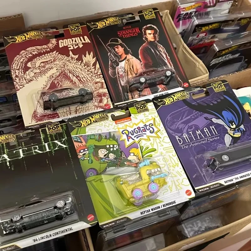 [Hotwheels] Genuine In Stock  Entertainment Culture Hxd63 2025 Strange Stories Bmw Godzilla R34 Hotwheels Collector Fan'S Gifts