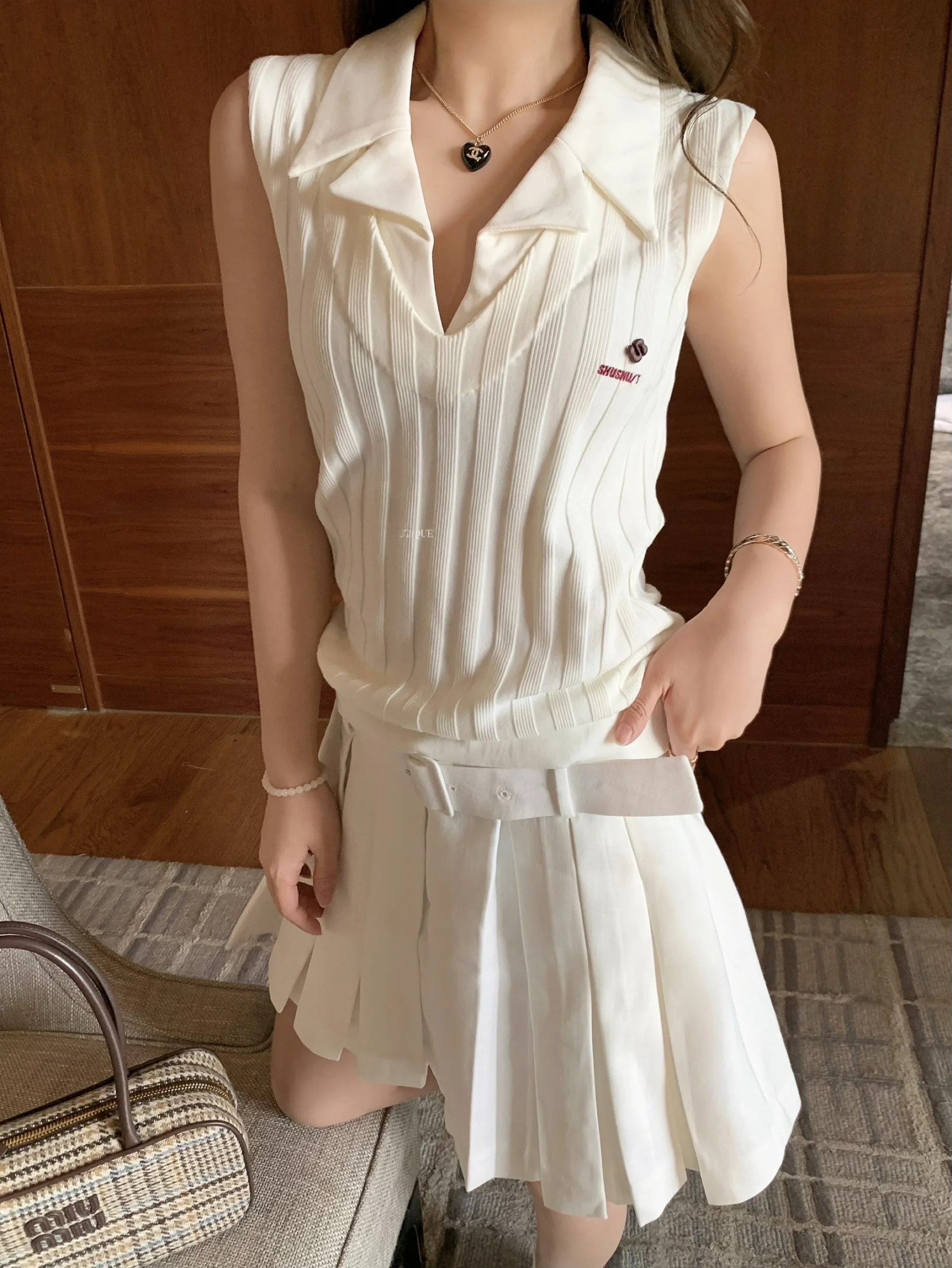 

New 2000 SST Sle Tennis Girl V-Ne Knitted Waist-Cinching Vest Commute Sle Polyester Cotton Blend Svel Collar