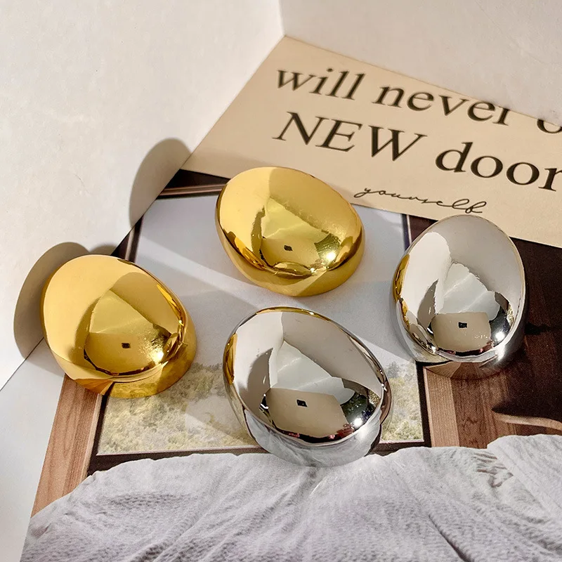 أوروبا وأمريكا الاتجاه الجديد أقراط معدنية لامعة وأقراط للنساء هدية مجوهرات بسيطة وبسيطة #3