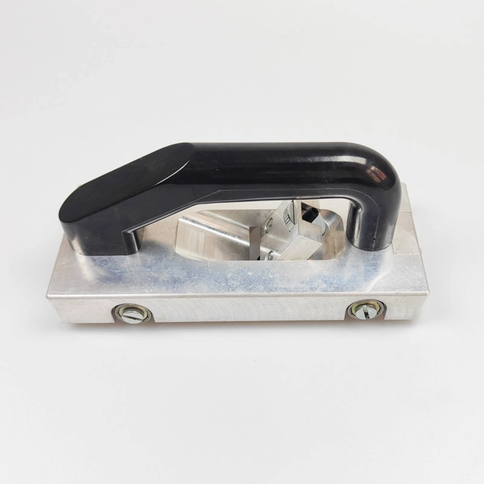 

Four Wheel Guide Cutter Precise Cutting PVC Flooring Groover Vinyl Floor Groover Portable PVC Floor Cutter Comfortable Grip