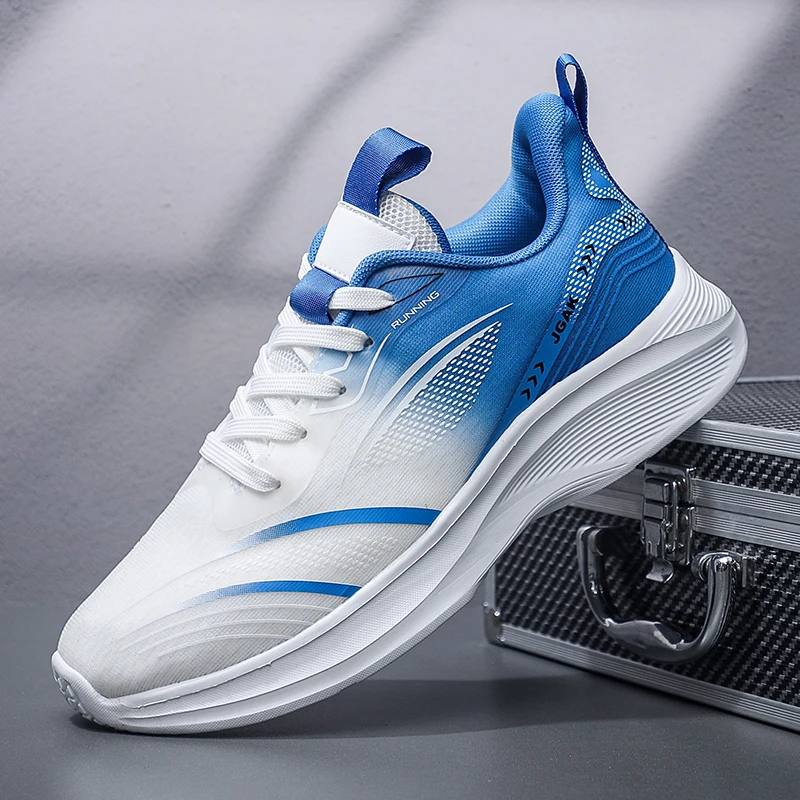 

Новая спортивная обувь, мужские удобные четырехсезонные модные универсальные уличные легкие противоскользящие износостойкие повседневные кроссовки для бега