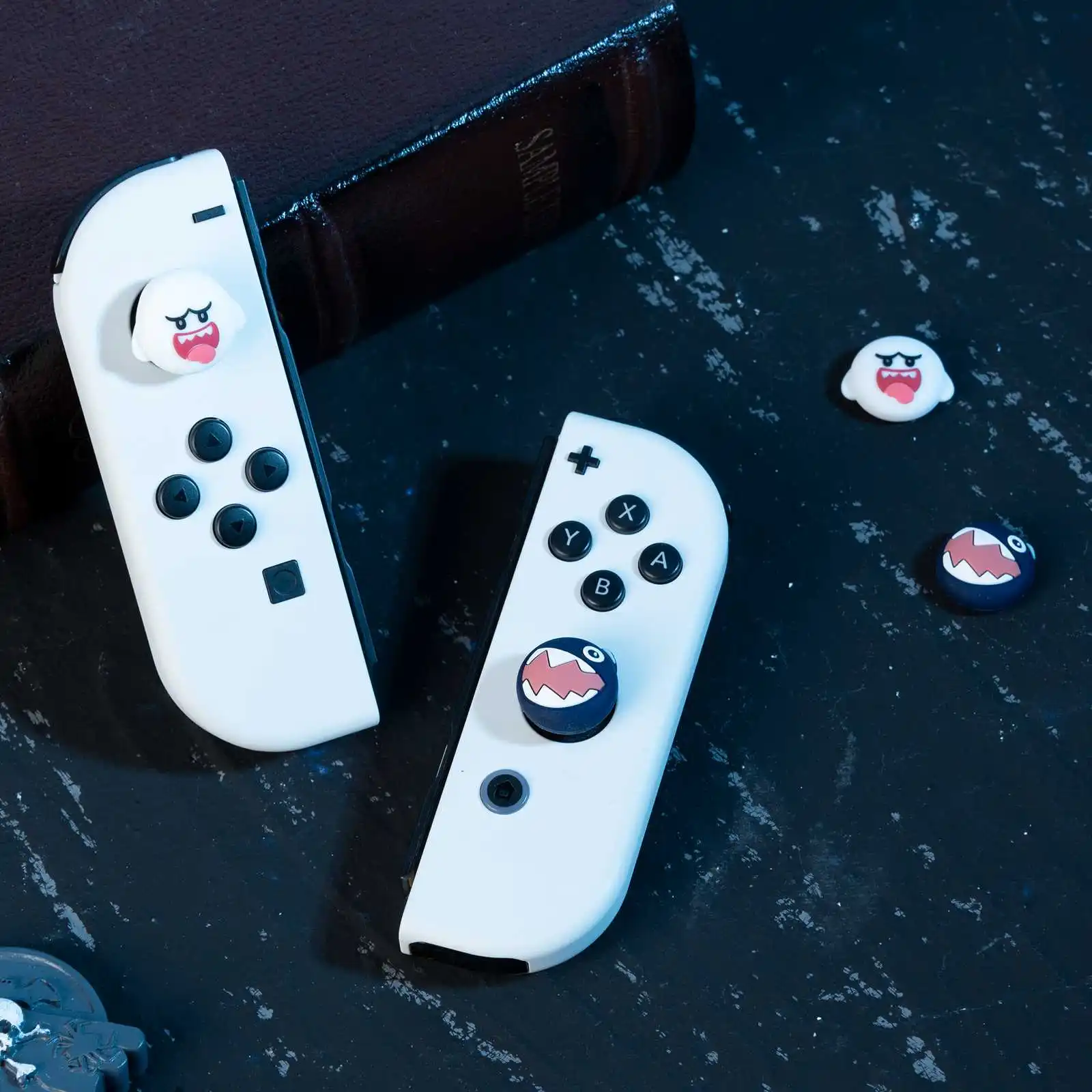 قبضات إبهام شبح الذئب قبعات عصا التحكم ، متوافقة مع مفتاح نيتندوا ، لايت ، OLED ، 4 *