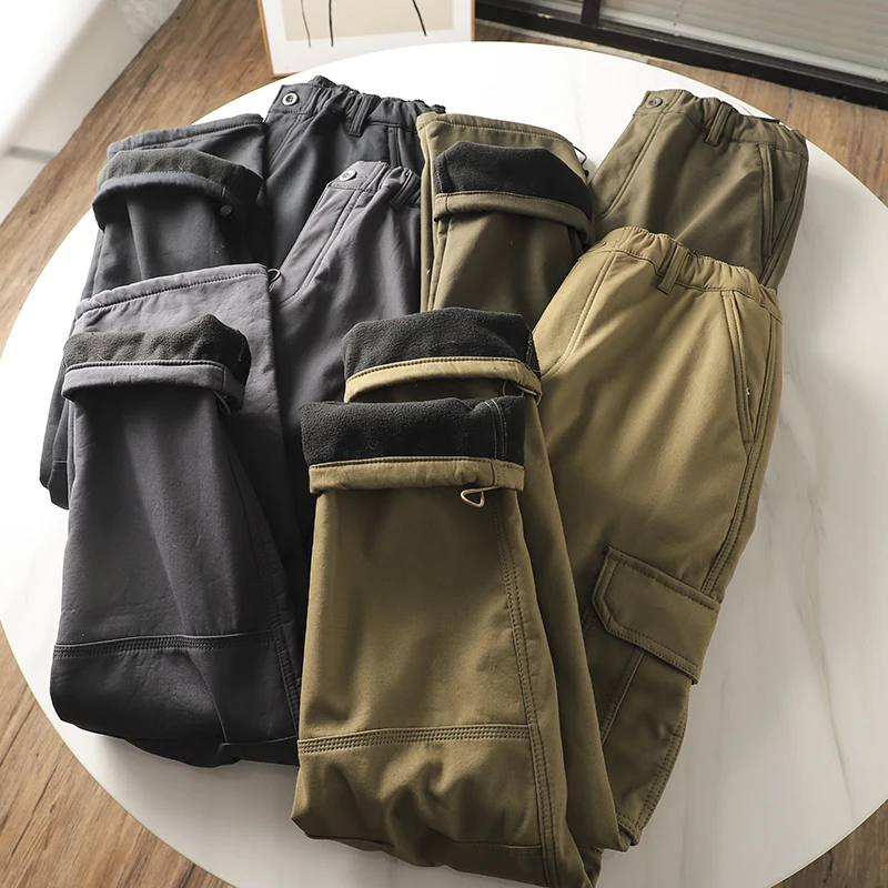 겨울 남성 양털 카고 바지 새로운 캐주얼 바지 두꺼운 따뜻한 검은 전술 바지 여러 포켓 남자 바지