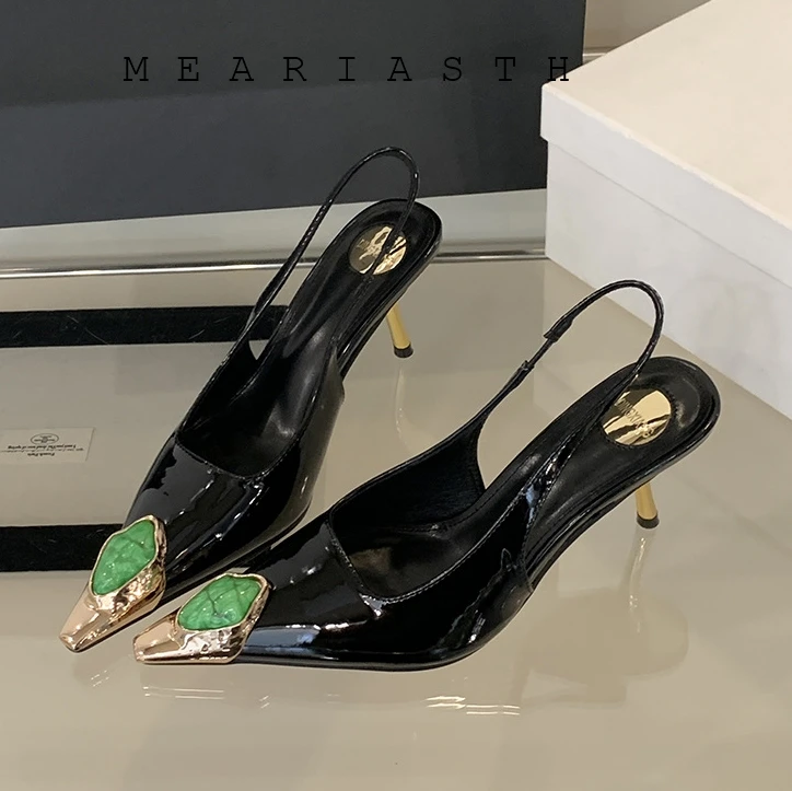 

Street Style Design Metal Square Head Diamonds Woman Pumps Sandals Elegant Sexy Low-heel Banquet Prom Slingbacks Shoes