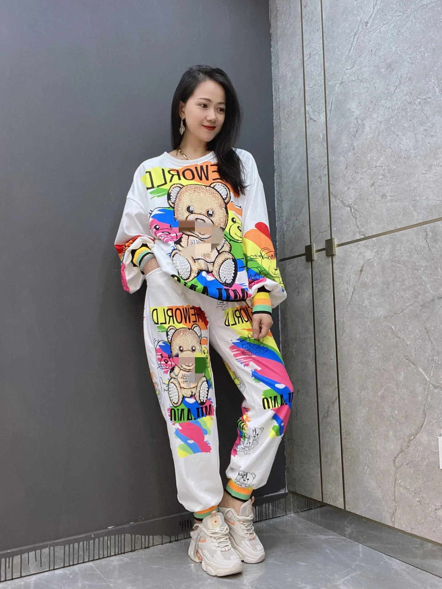 Colorful Diamonds Cartoon Bear Two Piece Sets Womens Outifits Autumn Casual White Tracksuit Tops and Long Pants Ensemble Femme