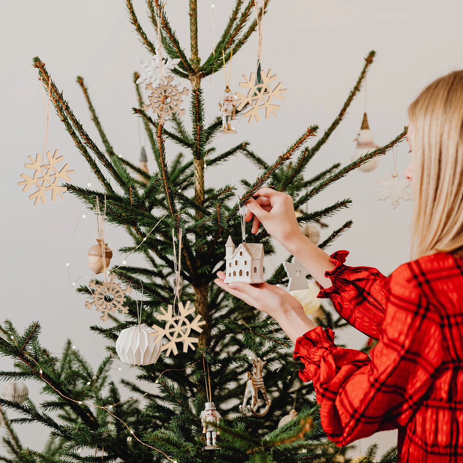 

1Set Wooden Snowflake Hanging Christmas Tree Ornament Xmas Party Decoration Snowflake Ornament Xmas Tree Decor