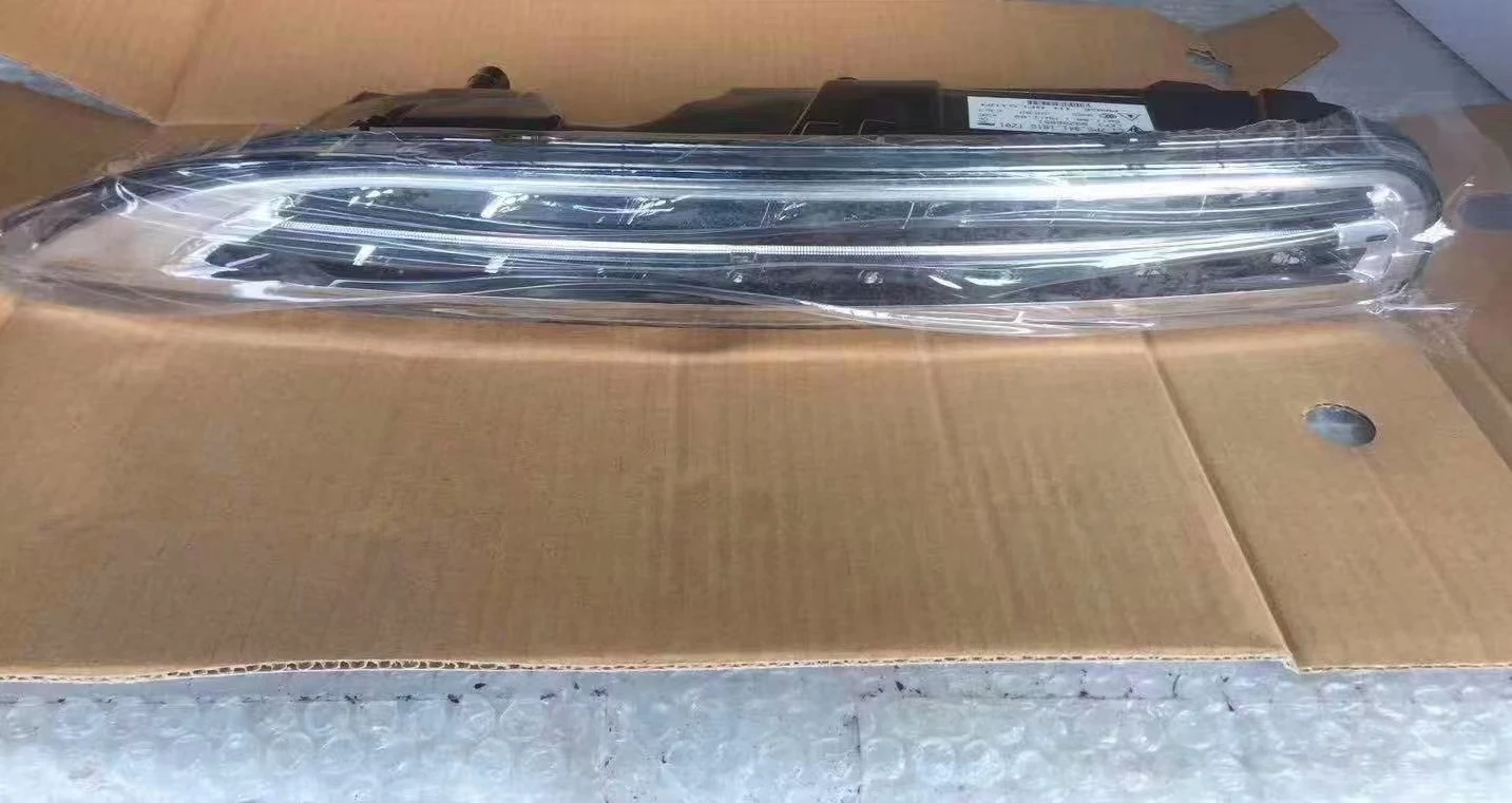 Fendinebbia a LED per Porsche Cayenne 958 Turbo Style 2011-2018 95863118110 95863118210