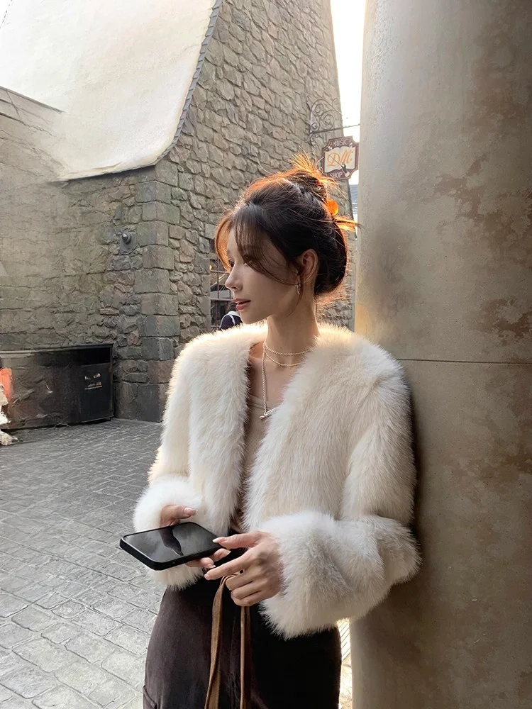 

EKOOL ort экологически чистая шуба из искусственного меха, женская зимняя новинка, кактусный размер, роскошная утягивающая белая пушистая куртка