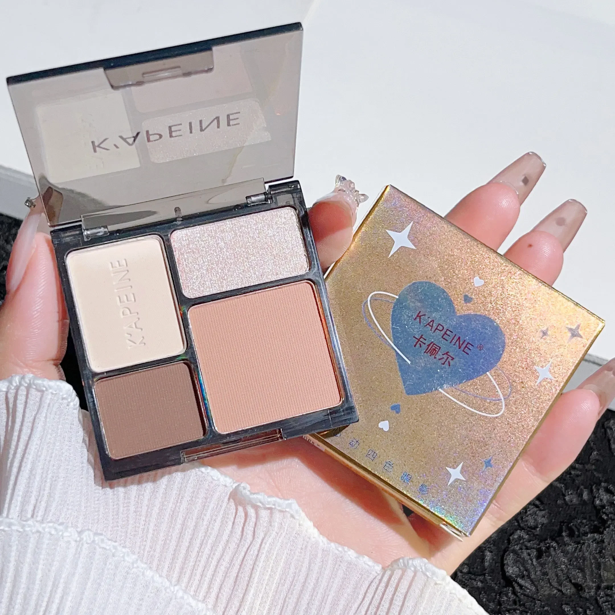 Ombretto a quattro colori disco glitter fini perlescente opaco blu tè al latte colore mini ombretto trucco per studenti