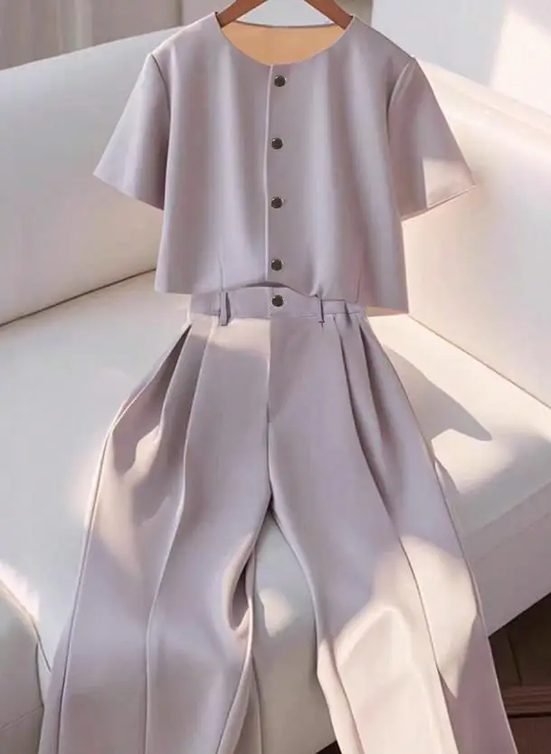 

2025 Temperament Short Sleeved Shirt Top Casual Pants Two-Piece Set