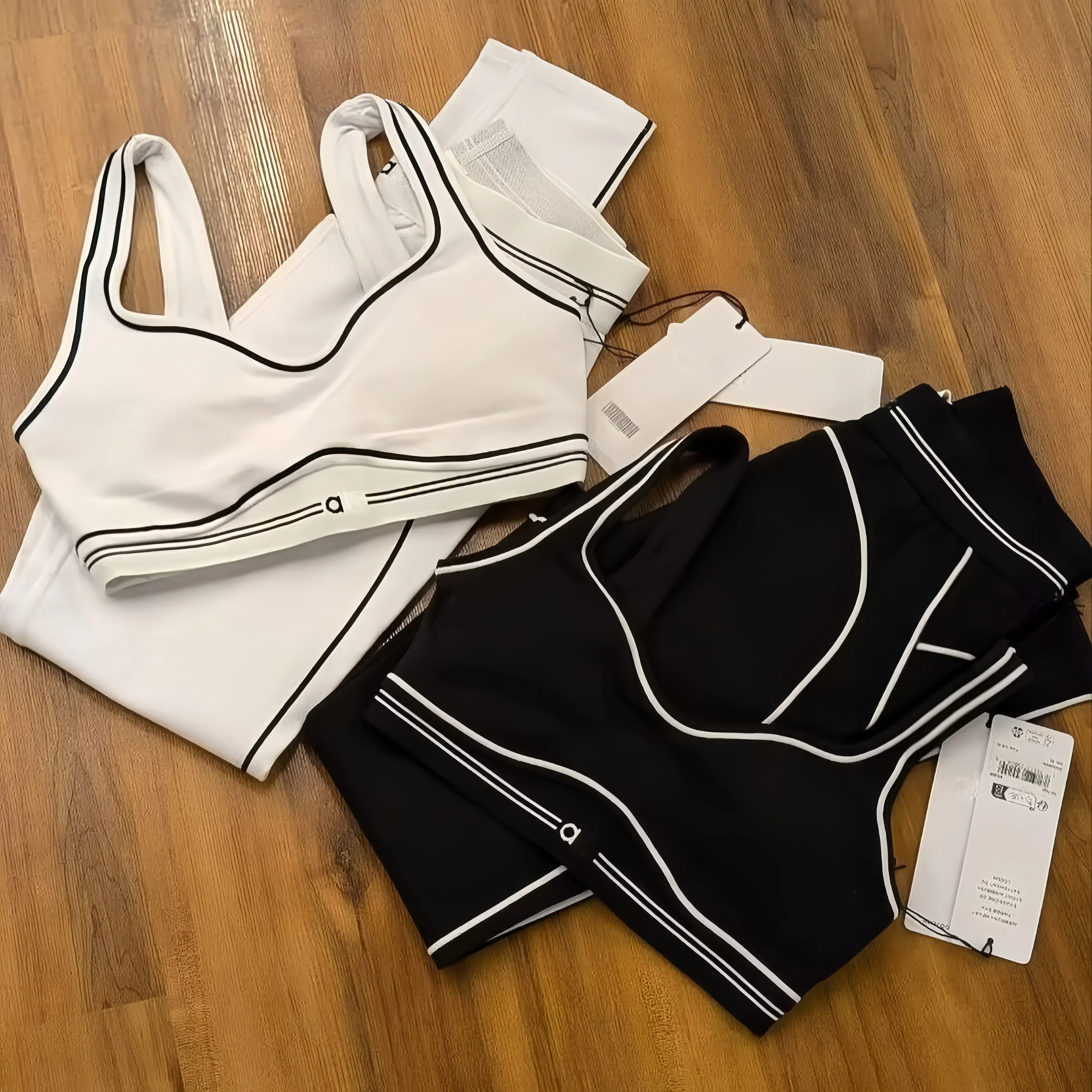 

Women 2 Piece Yoga Set Tank Top High Waist Pants Tummy Control Hip Lifting Sports Running Gym Activewear Workout Suit