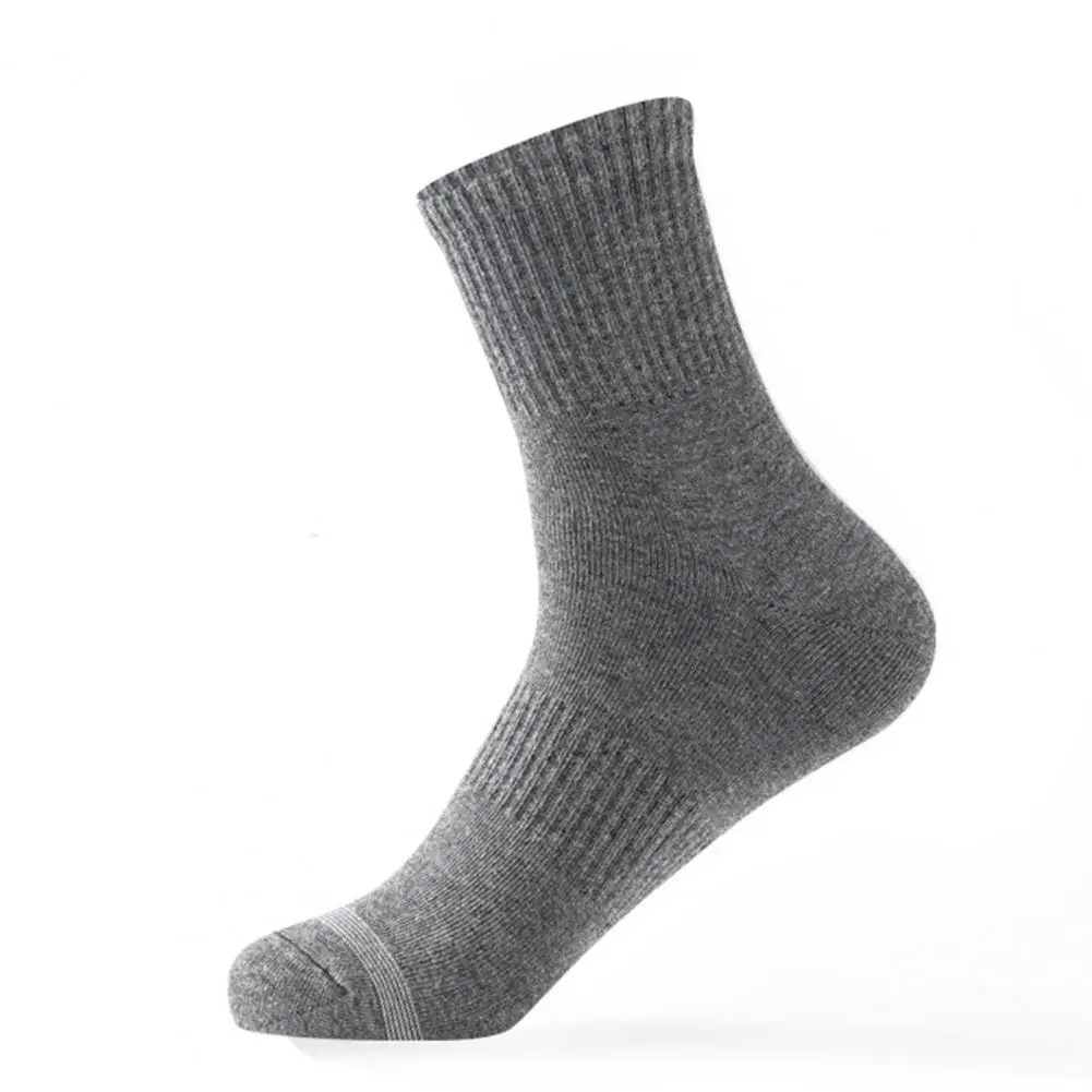 

Elastic Socks Men's Cotton Mid-tube Sports Socks with Anti-slip Breathable Design for Fall Winter No Odor High Elasticity Soft