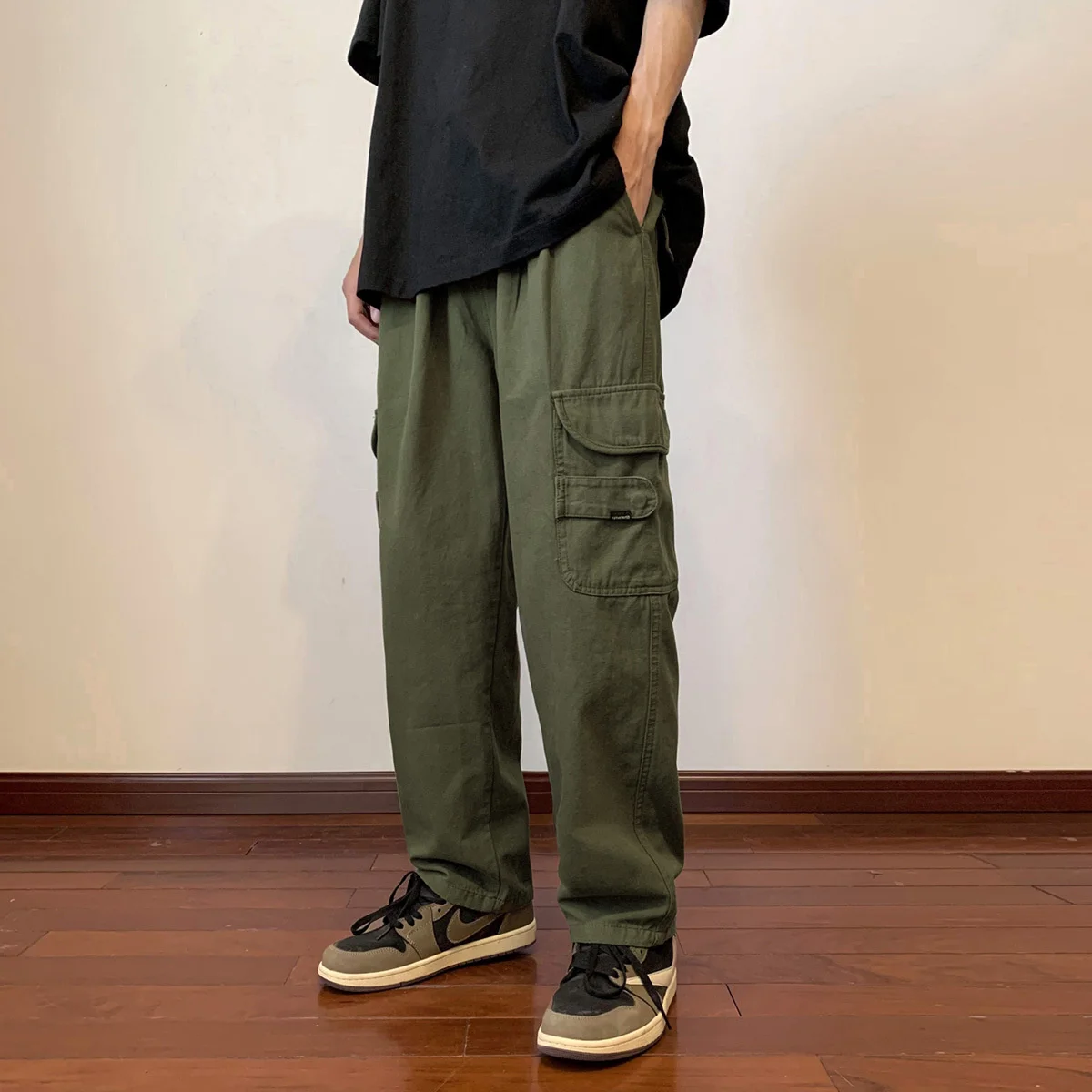 Military Green Men\'s Straight Tube Cargo Pants Streetwear Mens Jogging Pants Hip Hop Loose Leg Trousers