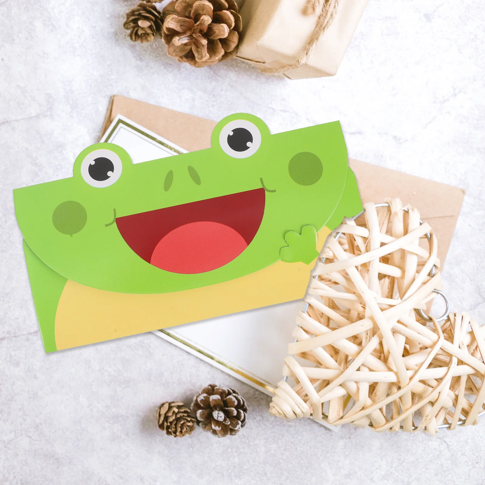 20Pcs Charming Animal Cards Blank Interior Versatile Use for Graduation Birthdays Housewarmings Present Exchanges