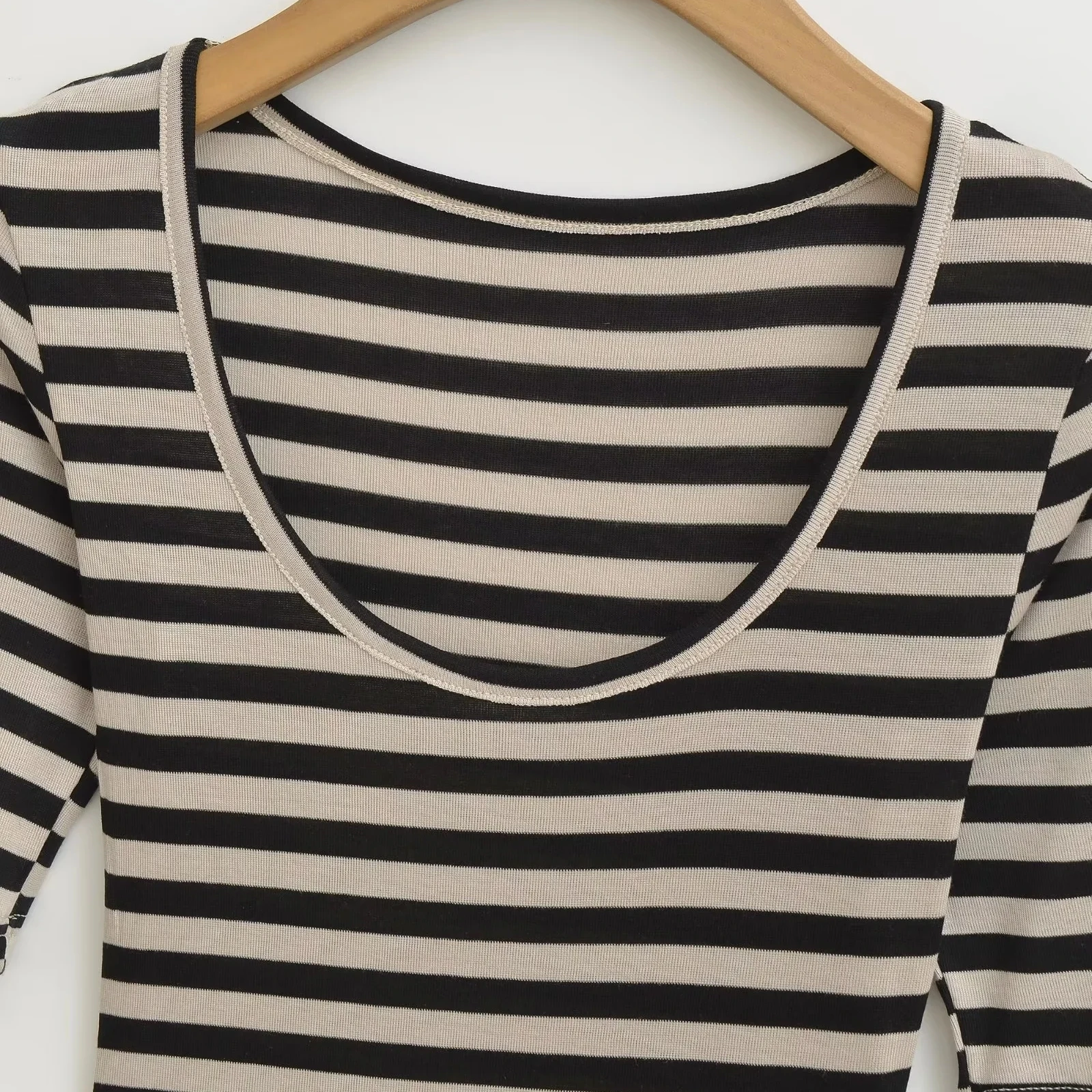 تي شيرت نسائي Pure Desire Sle بقصة ضيقة مخطط U-Ne تي شيرت ort Sve صيفي قاعدة عصرية irt عالي الخصر ريترو Sle