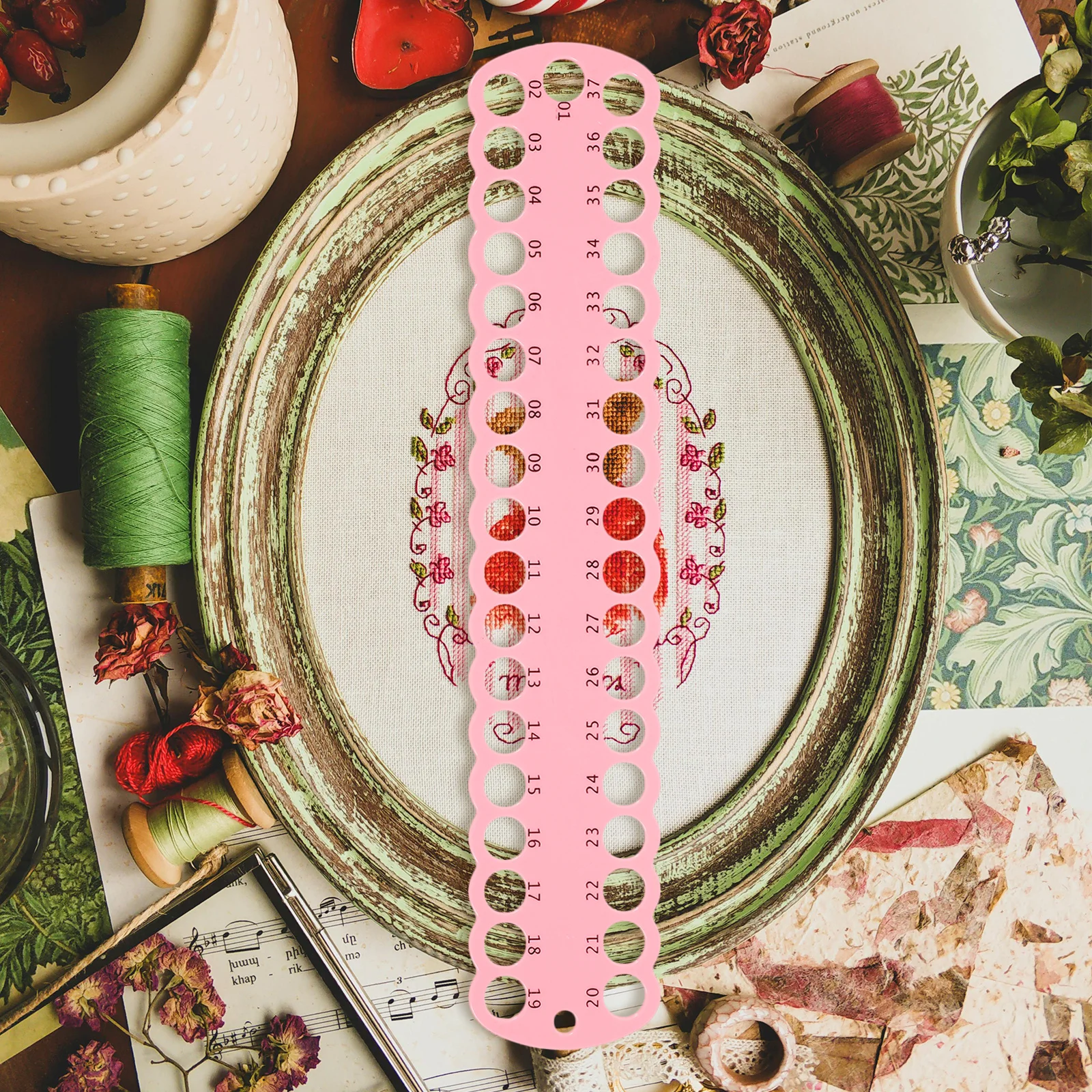 

5Pcs Cross-Stitch Thread Holder Organizing Plate Thread Winding Tools Durable Plastic Materials Cross-Stitch Hoops