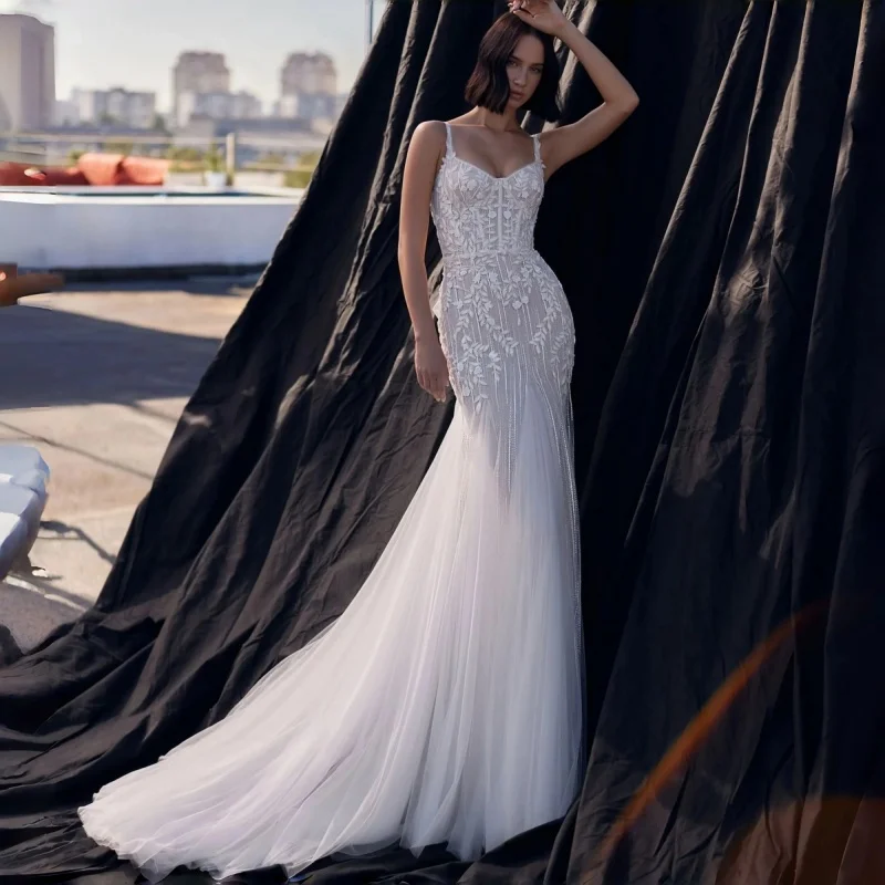 White Beaded Appliques Thin Straps Modern Mermaid Wedding Dress Lace Corset Bodice Chapel Train Bridal Gown Customizable