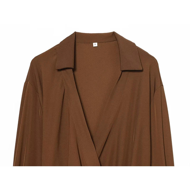 YENKYE 2026 قميص نسائي بني ثنيات بأكمام طويلة وياقة على شكل طية صدر السترة وربطة أمامية وبلوزات ربيعية قمصان نسائية ملابس خروج #4