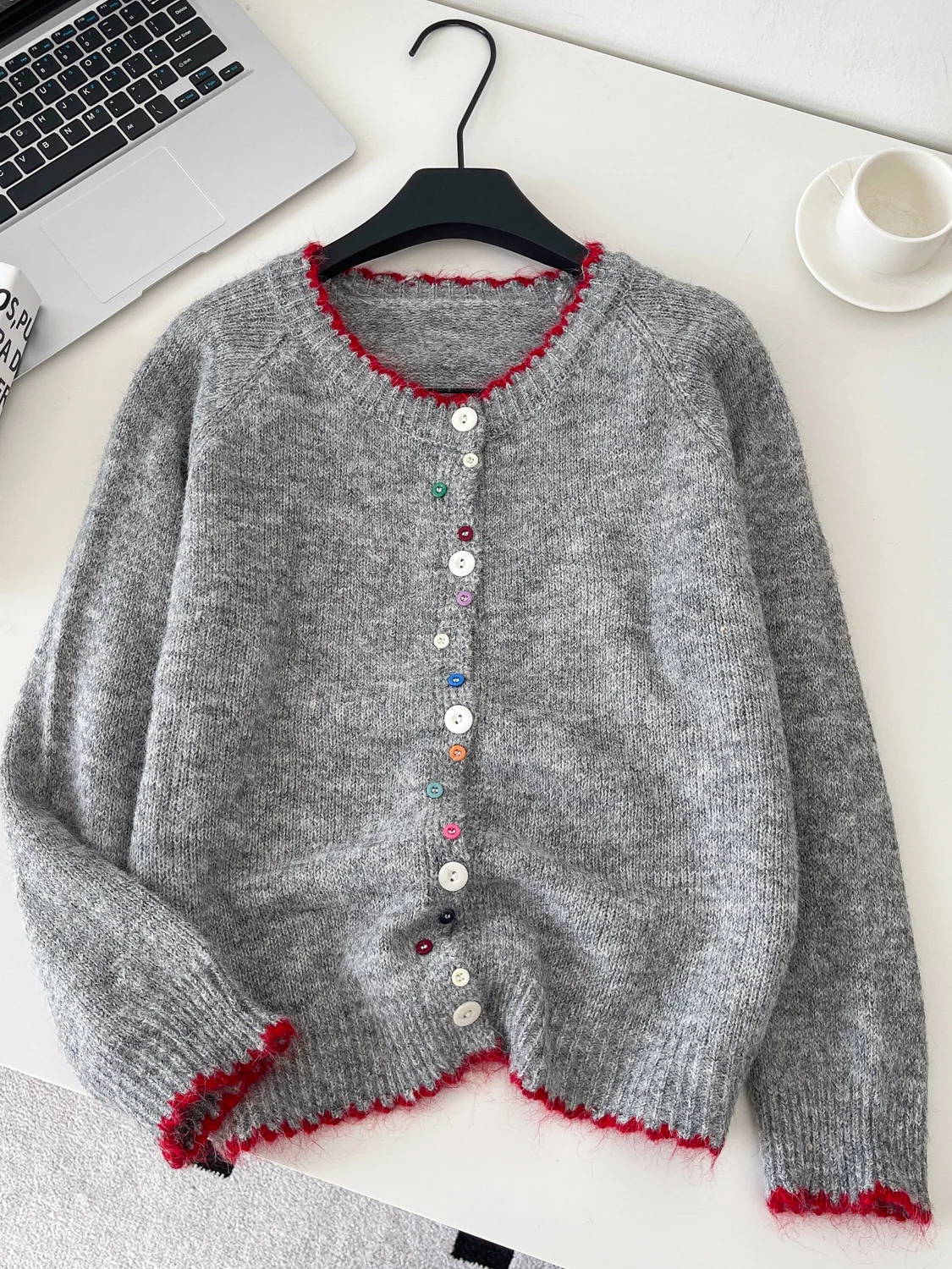 

Женский светло-серый кардиган Y2k, винтажный элегантный джемпер 2000-х годов, вязаный корейский мягкий свитер с длинными рукавами, осень-зима 2025