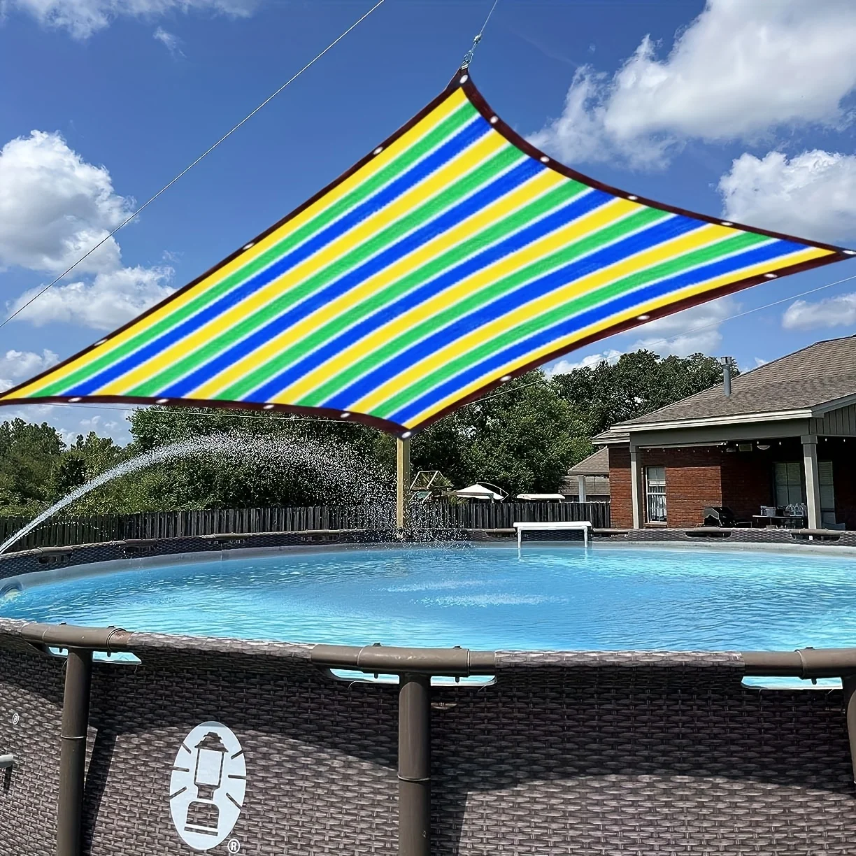 يحتوي شبكة مظلة الحديقة على حواف مخيطة ومعززة، مصنوعة من البولي إيثيلين عالي الكثافة للحماية من الشمس ومقاومة للأشعة فوق البنفسجية