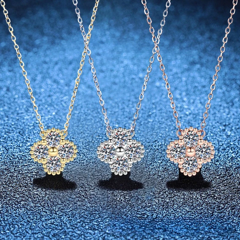 

S925 Silver White Gold Plated 1.2CT D Color Moissanite Micro-Pave Four-Leaf Clover Pendant Necklace, Exquisite Jewelry.