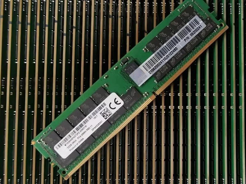 

Для HUAWEI 5288 2488H 2488 5885H V3 V5 06200241 32G 2666 Серверная память
