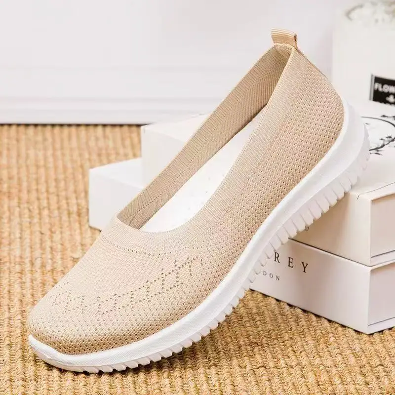 

Women's Spring Summer New Big Size Mesh Walking Shoes Soft Sole Non Slip Lightweight Shallow Slip On Elderly Casual Sports Shoes