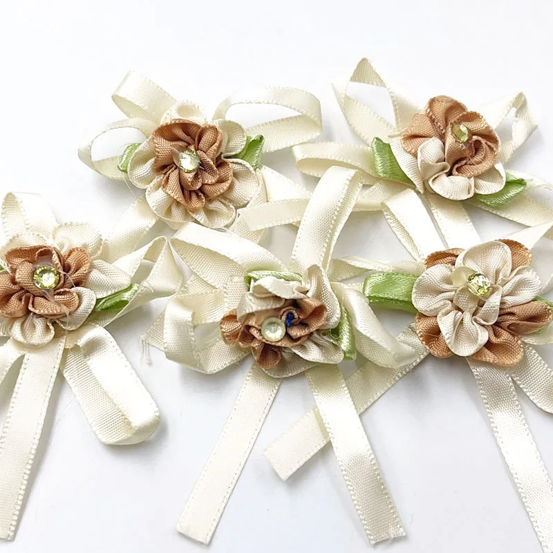 10Pcs satin ribbon flowers bow w/leaf stone wedding sewing appliques DIY B122
