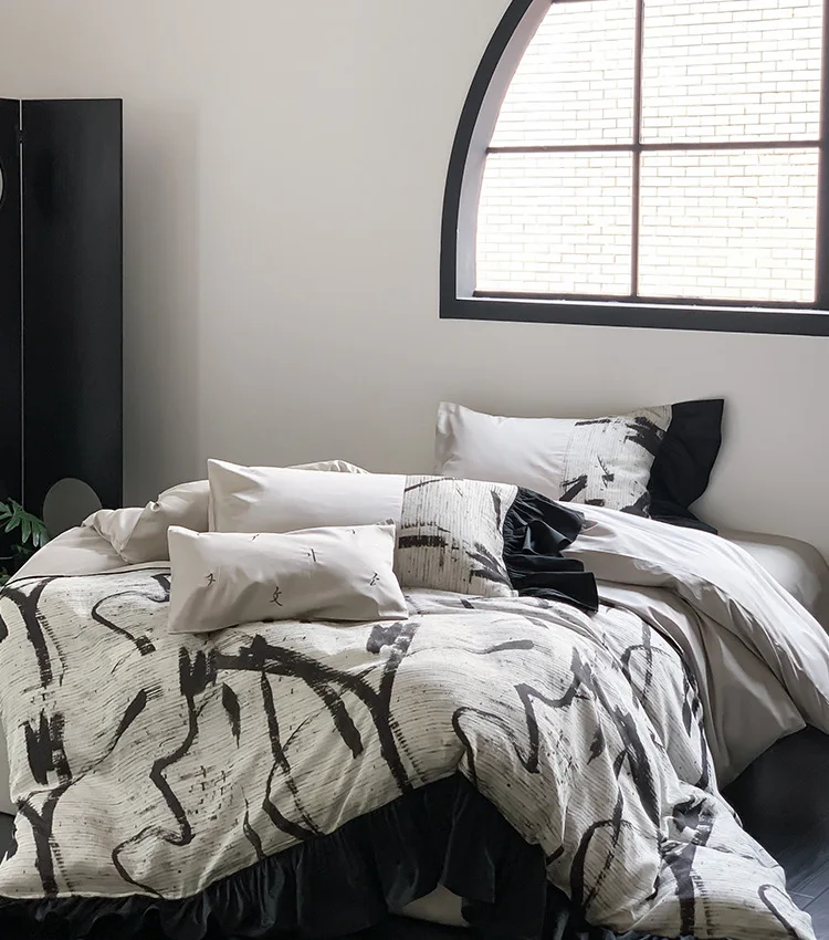 100 Thread Count Pure Cotton Four Piece Chinese Feng Shui Ink Bed Sheet Set, Lace Quilt Cover