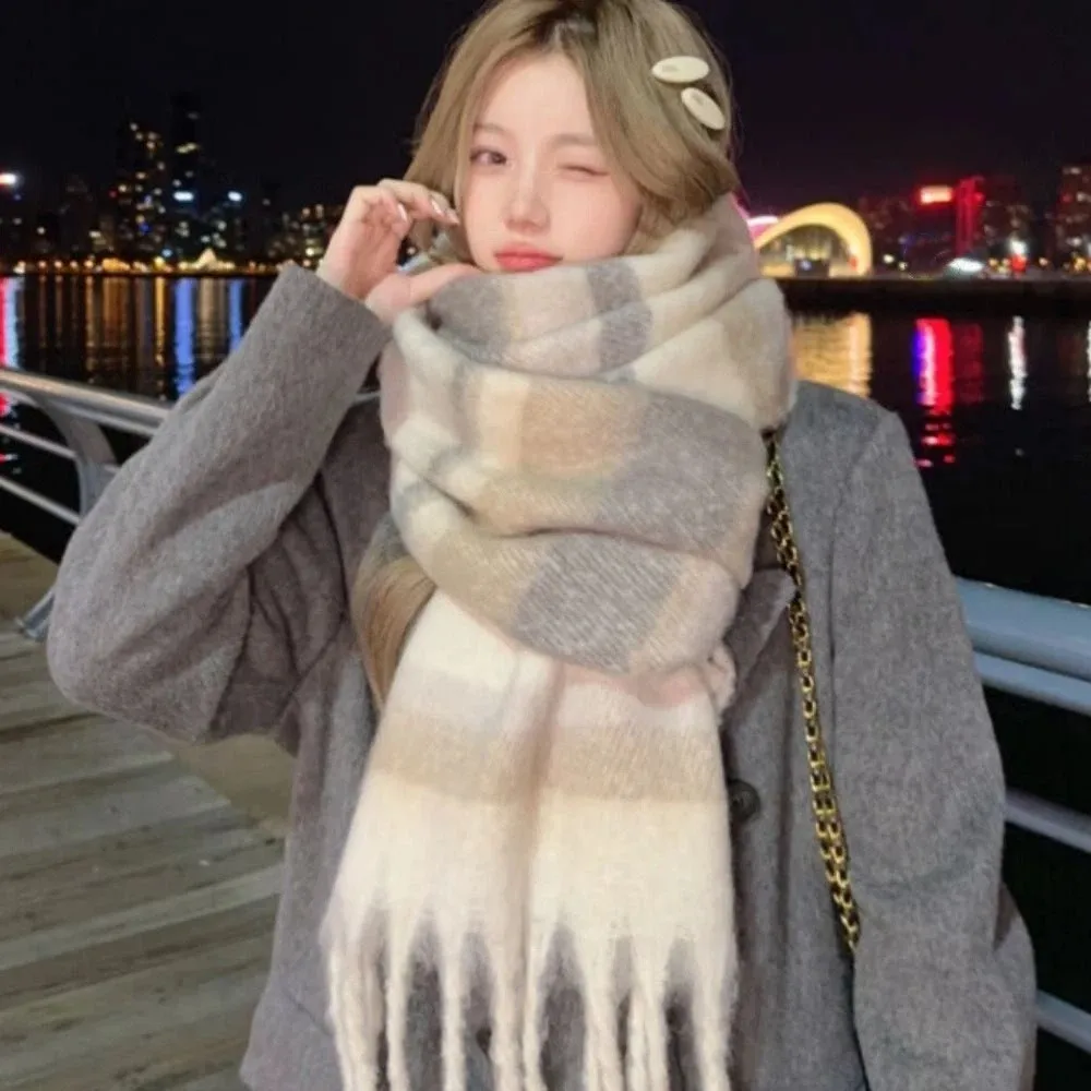 Retro Mohair Karierter Wollschal mit Quasten, Winter Kaschmirschals im Koreanischen Stil, Warmer Langer Schal für Mädchen – Detail 11