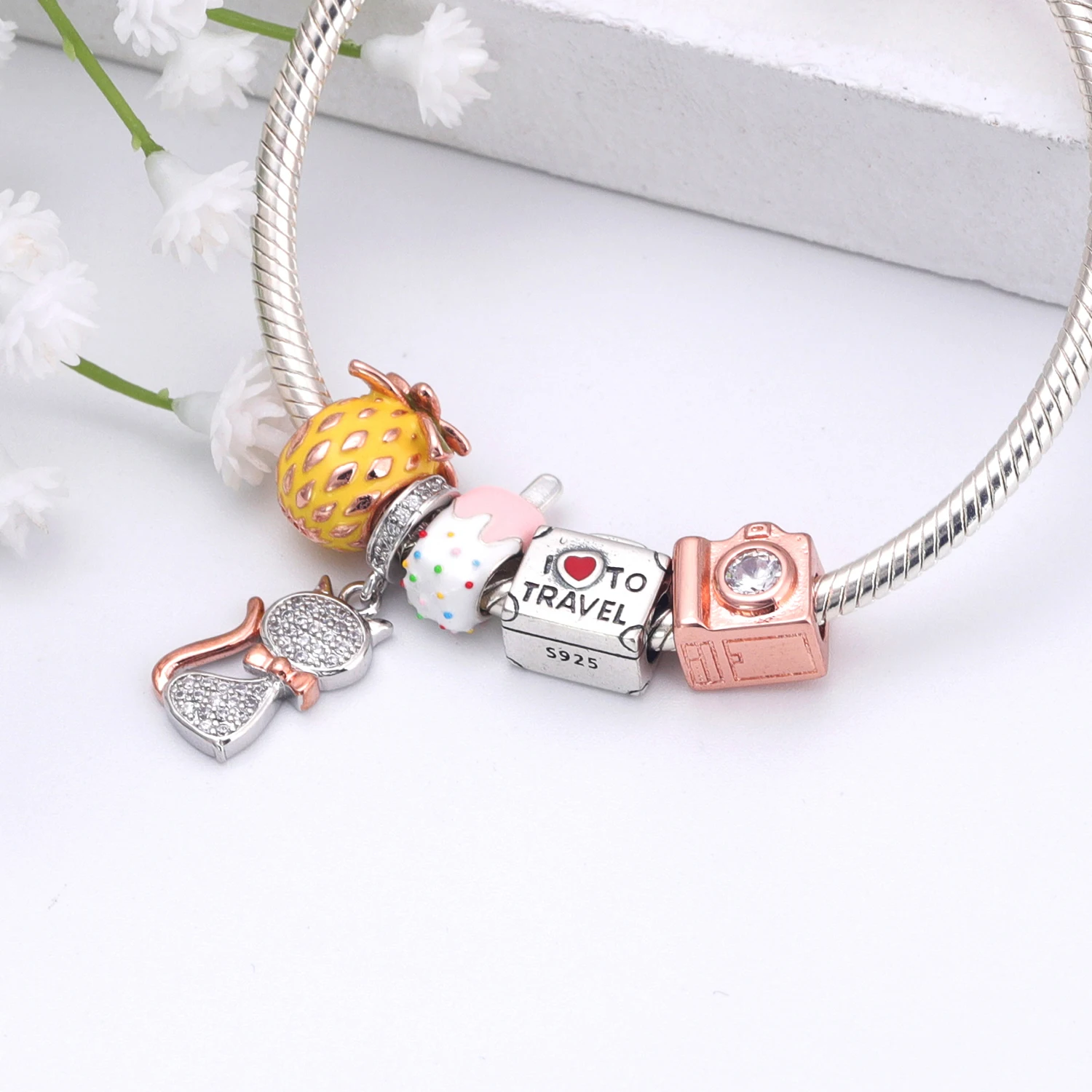 Nowy oryginalny 925 srebrny koralik Rose Clover podkowy Charm Fit bransoletka Pandora naszyjnik DIY kobiety biżuteria