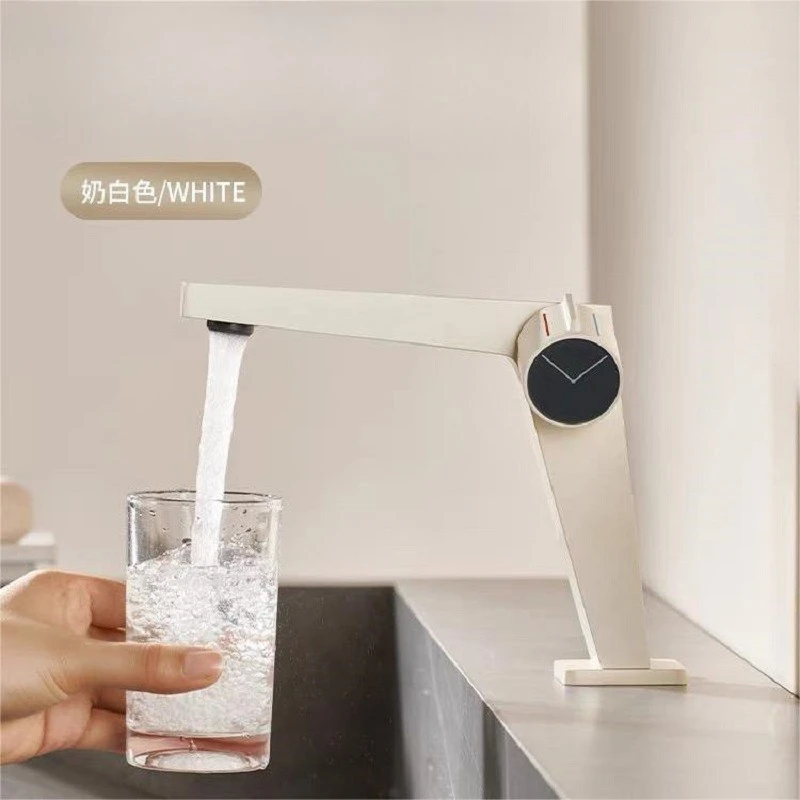 Household copper basin faucet single hole hot and cold pressurized under-counter basin wash basin bathroom faucet