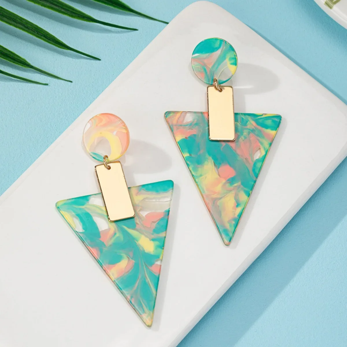 Creative Exaggerated Colorful Acrylic Earring for Women Fashion Geometric Triangle Resin Earring Jewelry