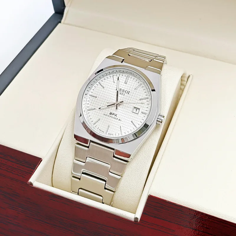 Hot Selling Creative Classic Sky Blue Imitation mechanical Quartz Watch Men Steel Design High Quality Automatic Date Watch Clock