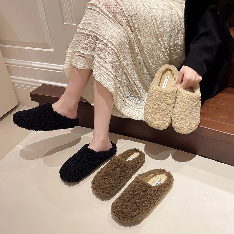 Shoes Woman 2024 Slippers Casual Cover Toe Fur Flip Flops Pantofle Luxury Plush New Flat Soft Fashion Leisure Cover Toe Slippers