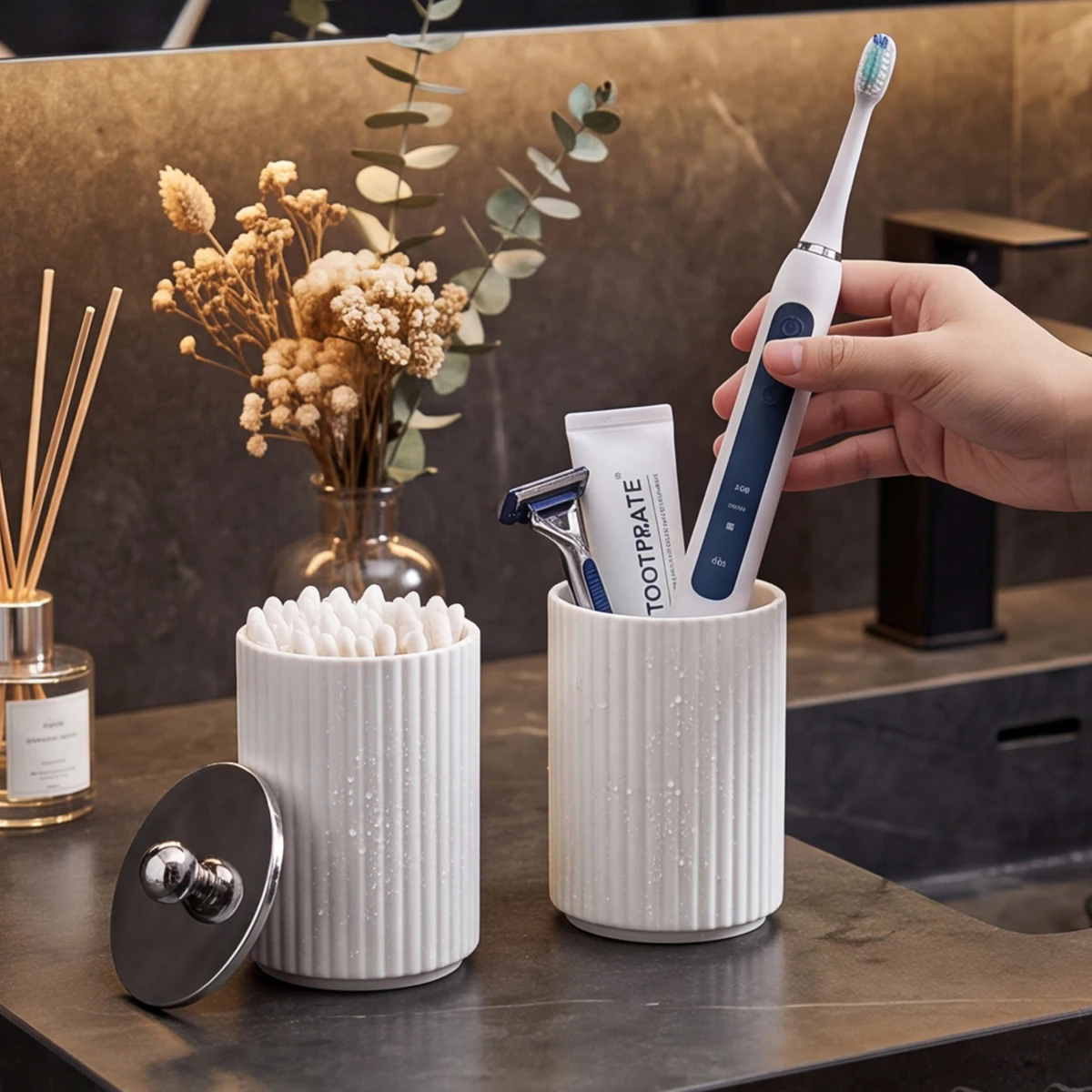 Mattes Badezimmer-Zubehör-Set, Farmhouse-Organizer mit Seifenspender, Wattestäbchen-Behälter, Zahnbürstenhalter und Ablage für Badezimmerwaschbecken – Detail 5