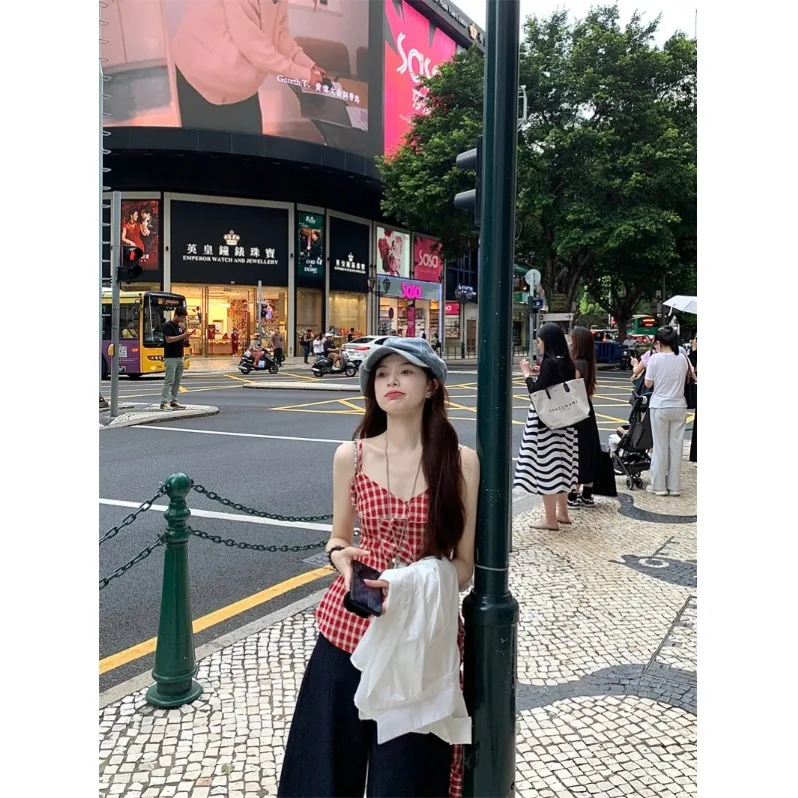 

Sweet And Spicy Girl Red Plaid Design Ruffle Svel Vest Women Summer Outerwear Irregular Top Polyester Fiber ort Sle