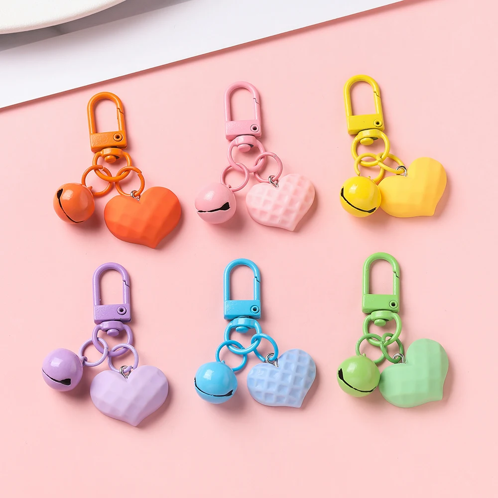 1pc Candy Color Metal Carabiner Heart Keychain with Bell Clip Hook Hanging Buckle Jewelry Making Accessories